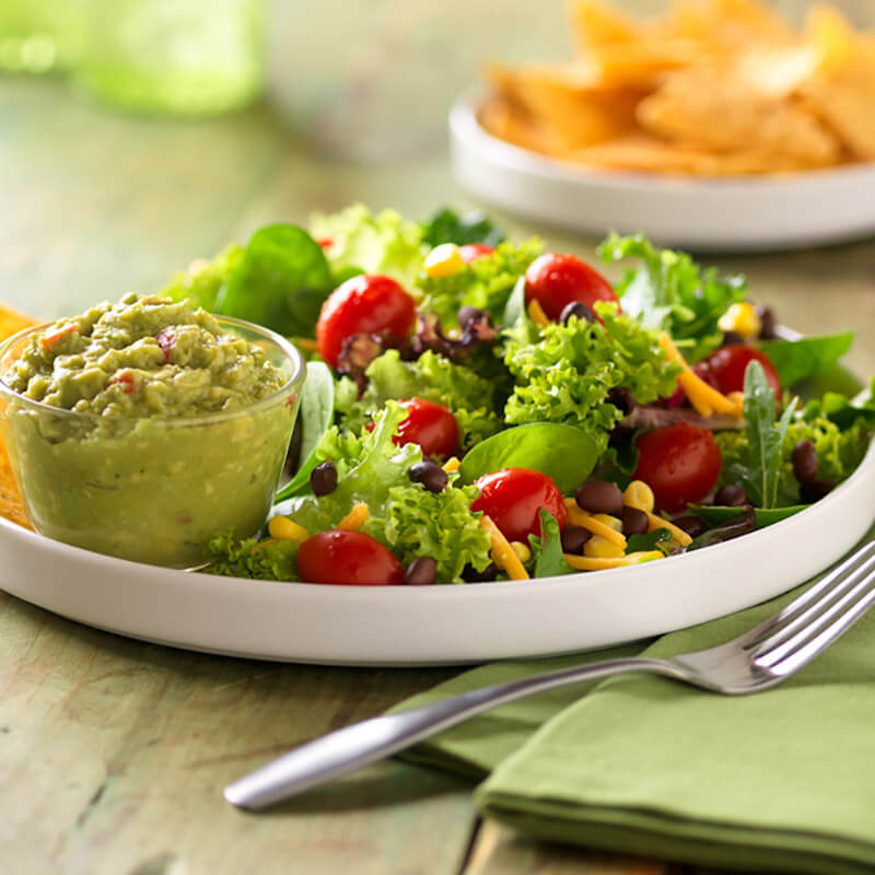 Ensalada de Pollo Southwest con NatureSweet® Cherubs®